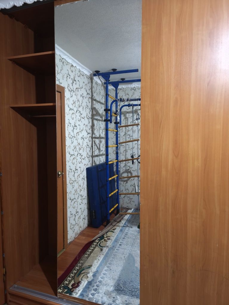Шифонер купе раздвижными
