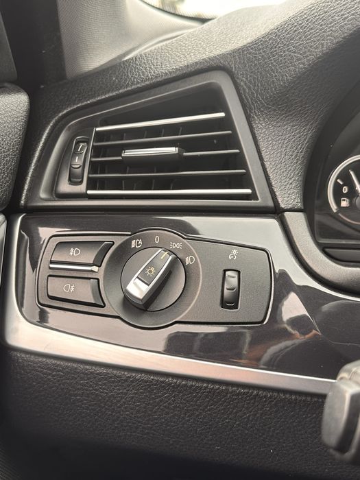 BMW seria 5 F10 150 cp navi mare