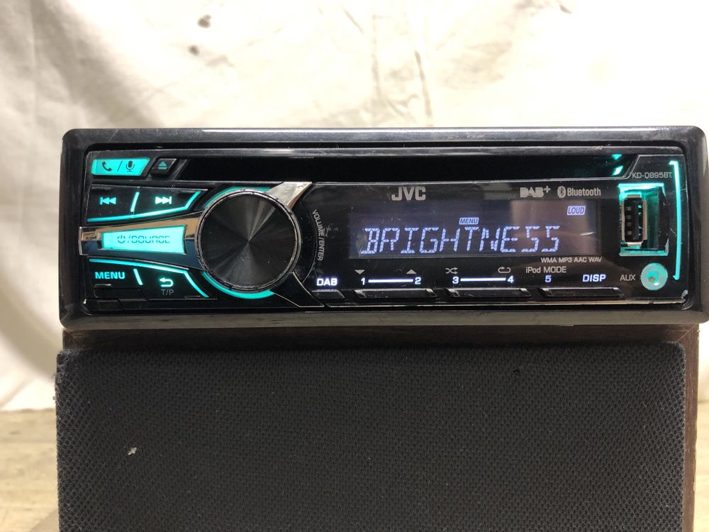 JVC KD-DB95bt Bluetooth