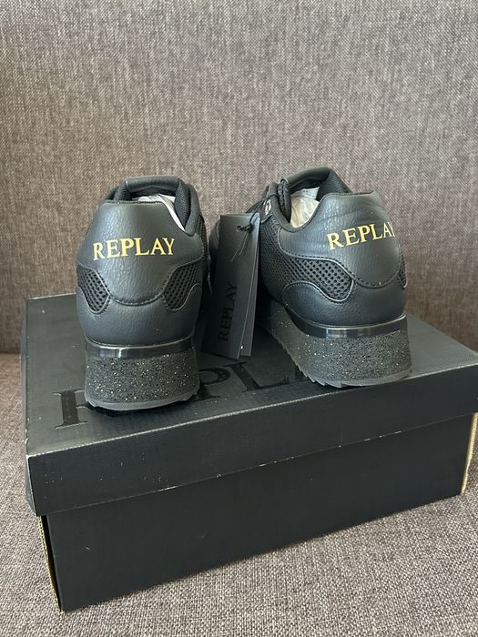 Маратонки Сникърси Replay