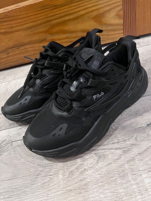 Маратонки fila много запазени