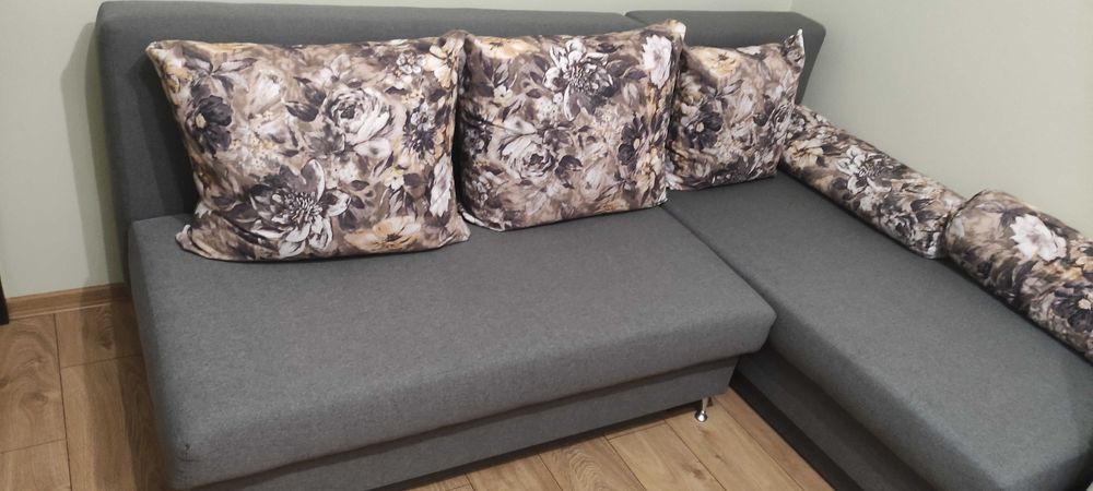 Продавам Ъглов Диван 210/150