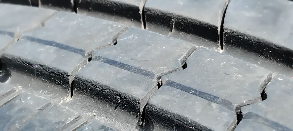 Гуми 185 65 15 Мишелин Michelin 4 броя + . Нов внос. Не са нови! Ценат