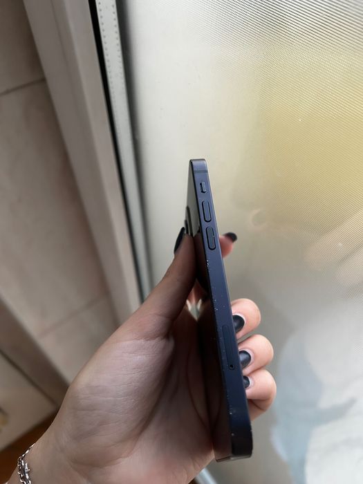 Iphone 12 mini       .