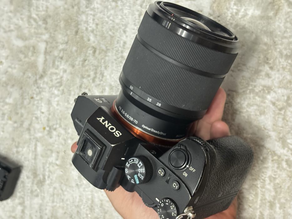 Камера Sony A7 III + Sony FE 28–70mm OSS + Godox Godox V850 II