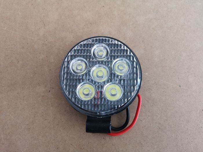 Proiector LED Mini, diametru 8cm, 18W, 6 led