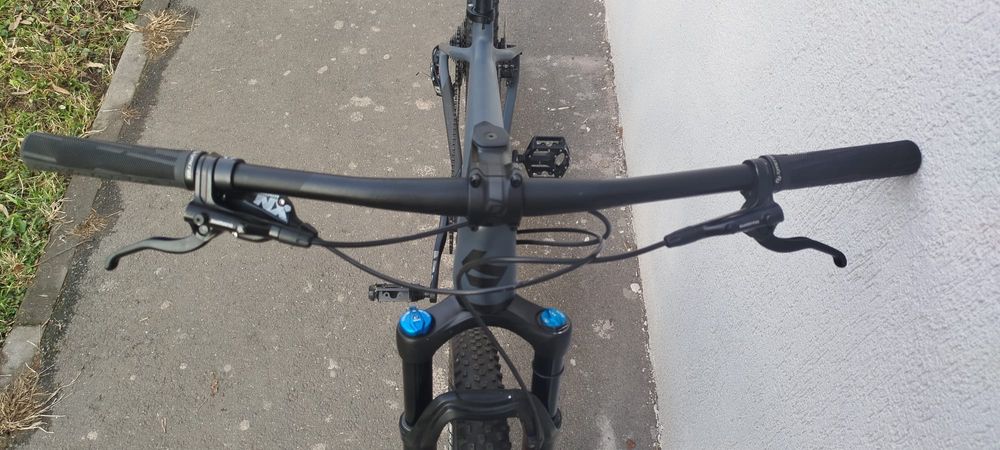 Bergamont carbon 29r 1x12 vit. fox cube