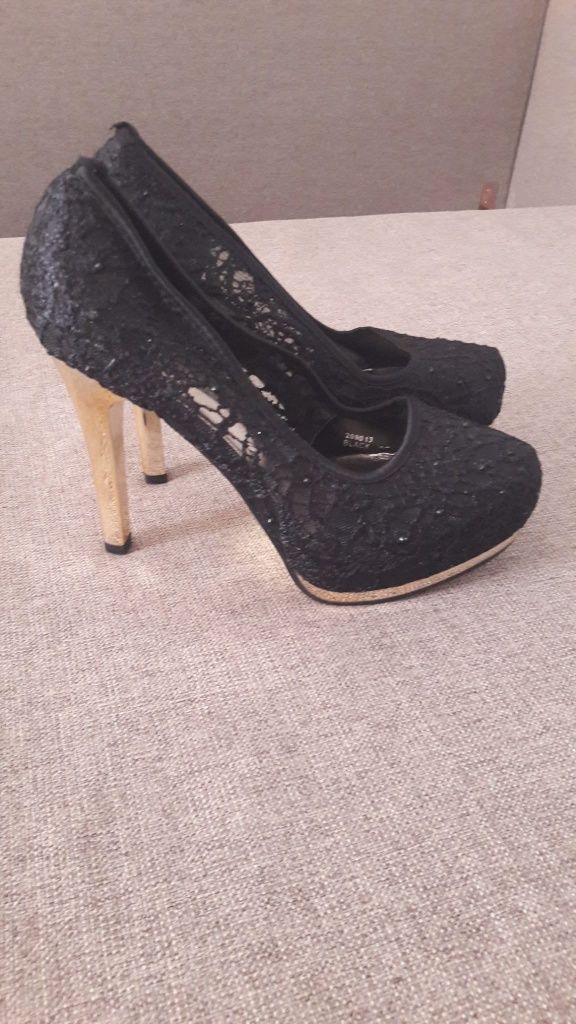 Pantofi damă diverse modele