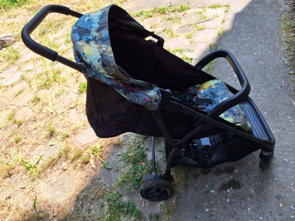 Детска количка Graco Breaze