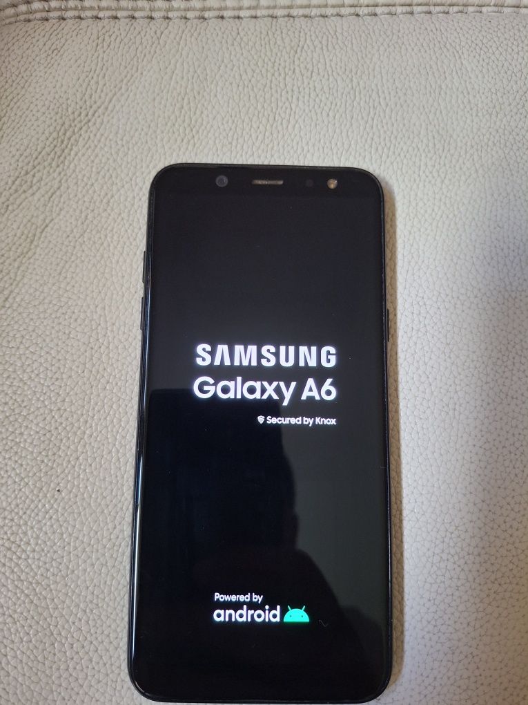 Продава Samsung Galaxy A6