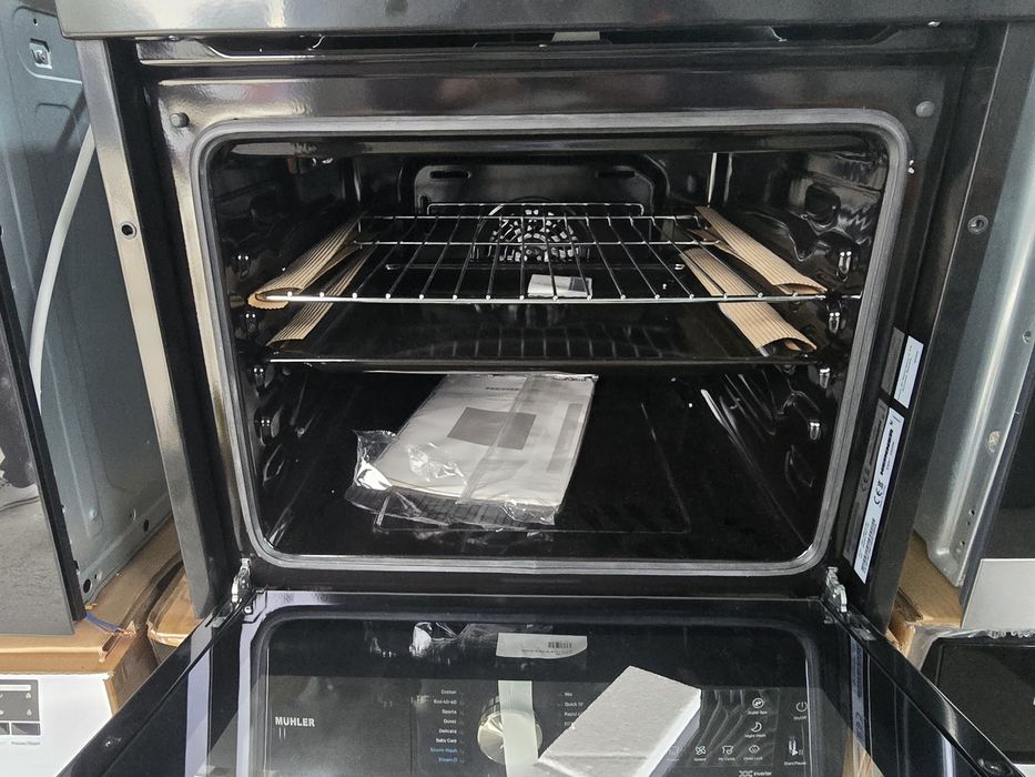 Нова фурна за вграждане Heinner 65 литра черна