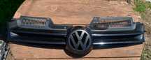 Vw golf 5 предна маска с емблема