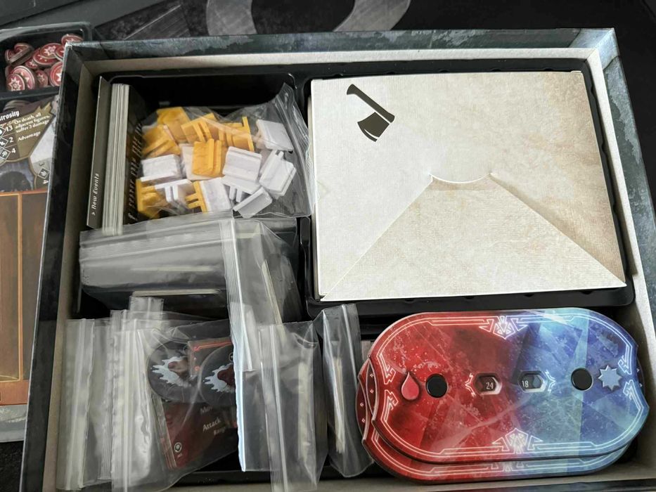 Настолна игра Gloomhaven: Jaws of the Lion