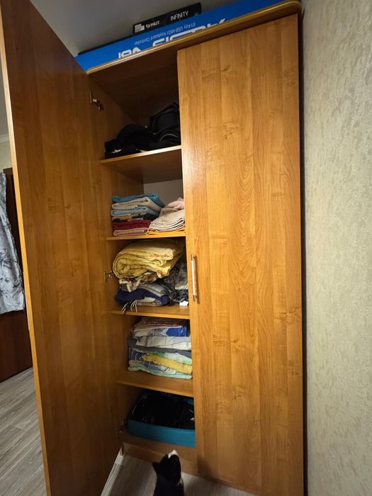 Продам шкаф под одежду