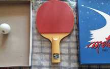 Vînd paleta de tenis de masa vintage  METEOR .