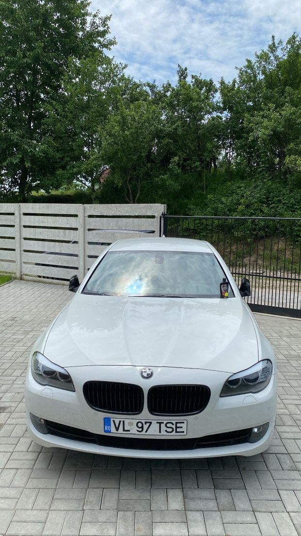 Vând Bmw f10 2.0 184cp manual