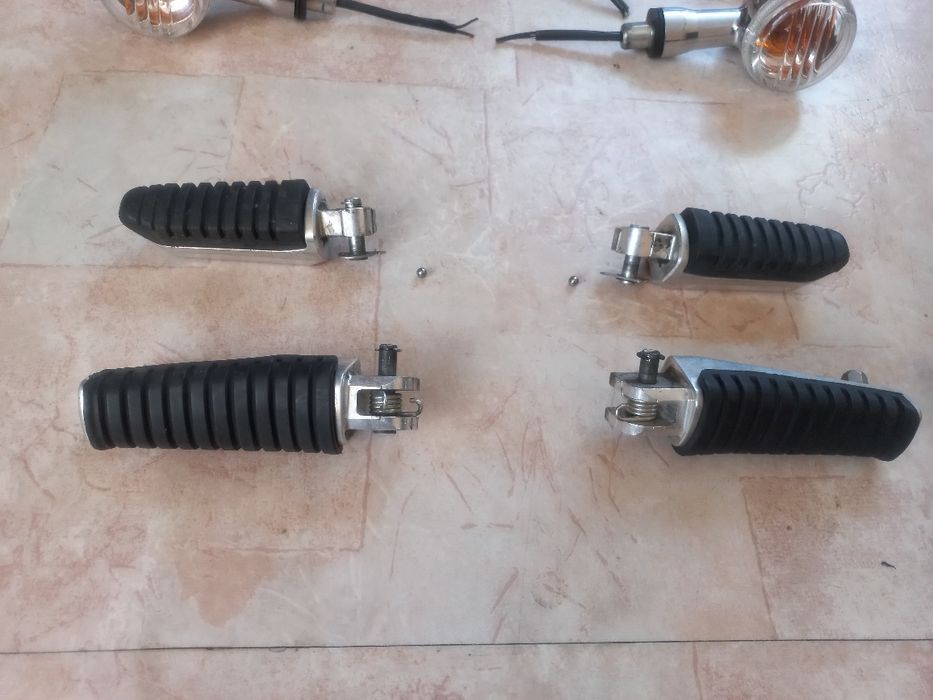 Suzuki Boulevard M109R Intruder VZR1800 Степенки
