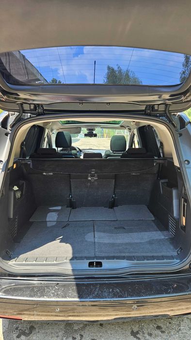 Peugeot 5008 1.6 Benzină Euro 5 • 2011 • Revizii la zi •