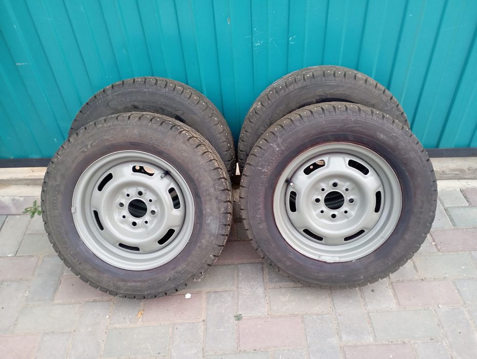 Шыпый R13 175/70 комплект