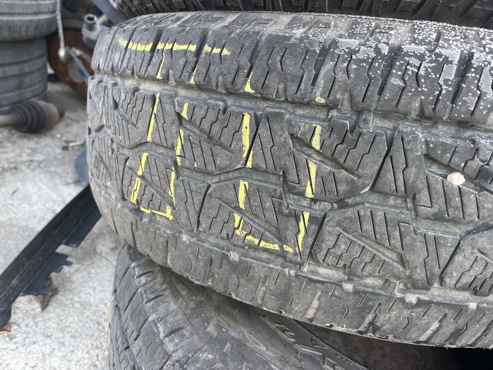 Гуми 265 65 17 Bridgestone