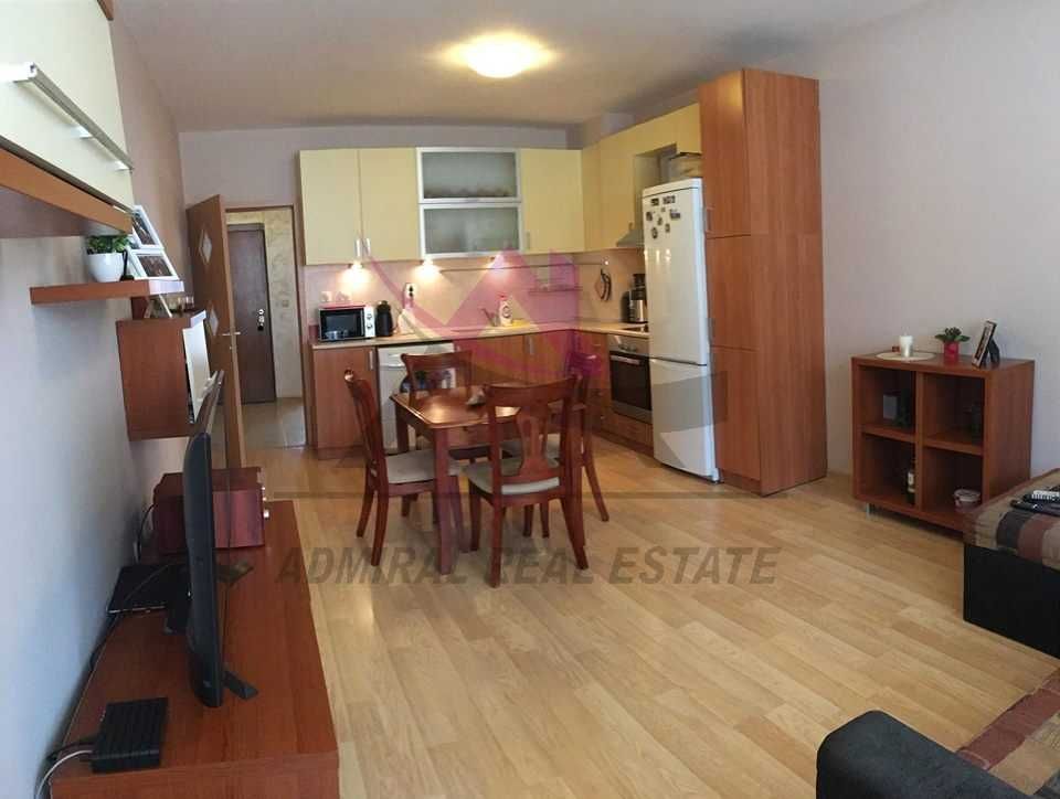 Продава се Двустаен апартамент в Варна, Лятно кино Тракия - 66 кв.м за 1819 €/кв.м - Снимка #4
