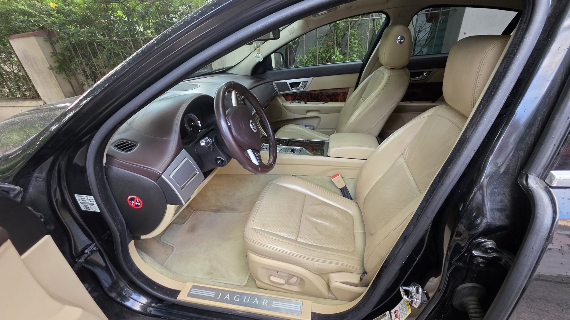 Jaguar xf 5.0 бензин