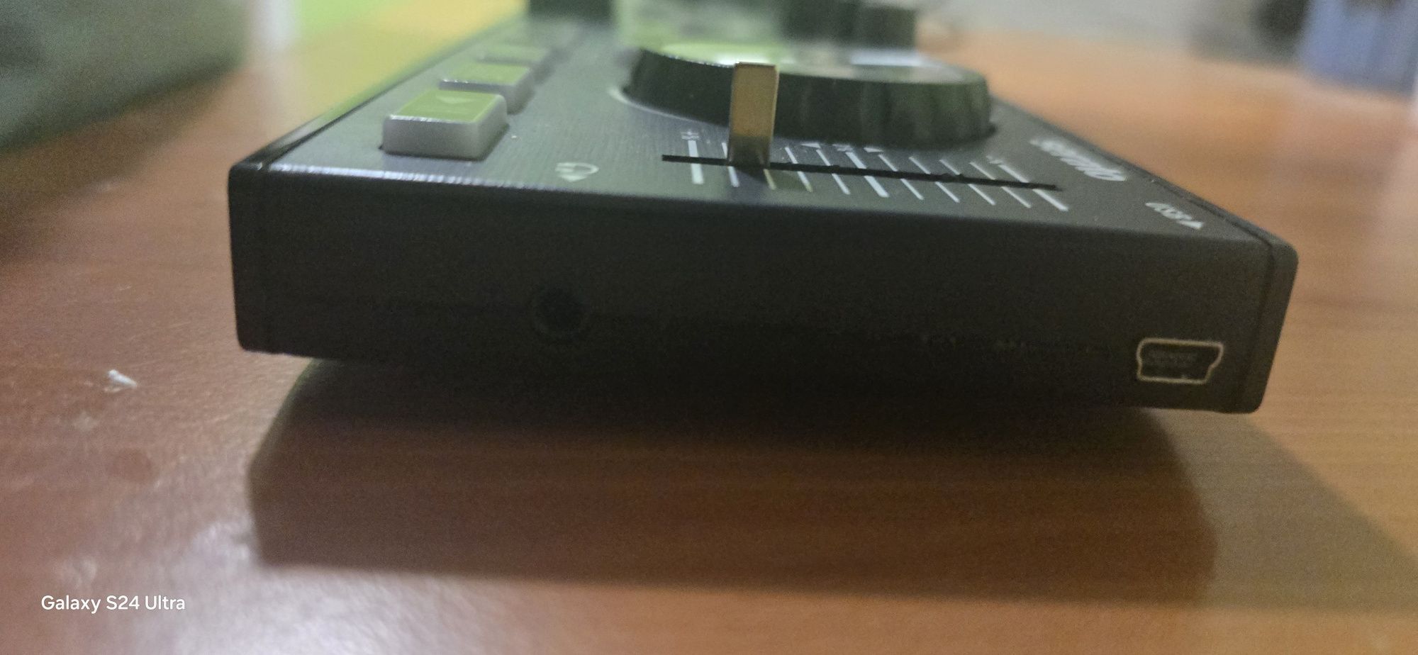 Numark dj2go2 touch