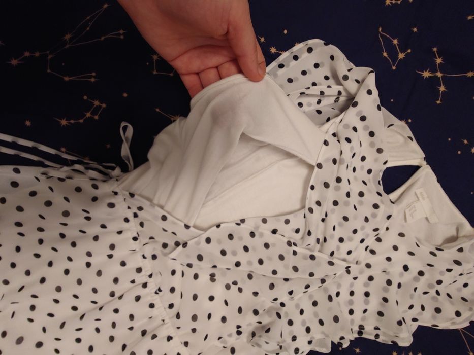 Bluza alaptare H&M, marimea XS, vascoza, purtata o singura data