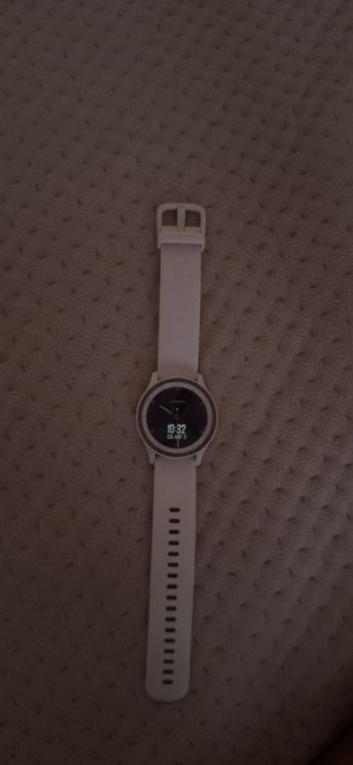 Garmin Hybrid Smartwatch vivomove sport