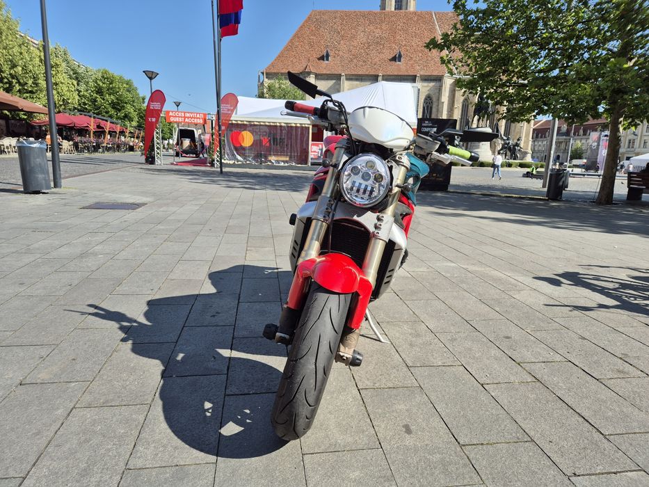 MV Agusta Brutale 910r