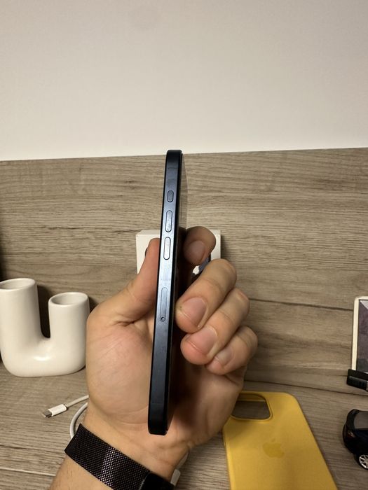 IPhone 15 pro 128 GB 88 % baterie full box 10/10