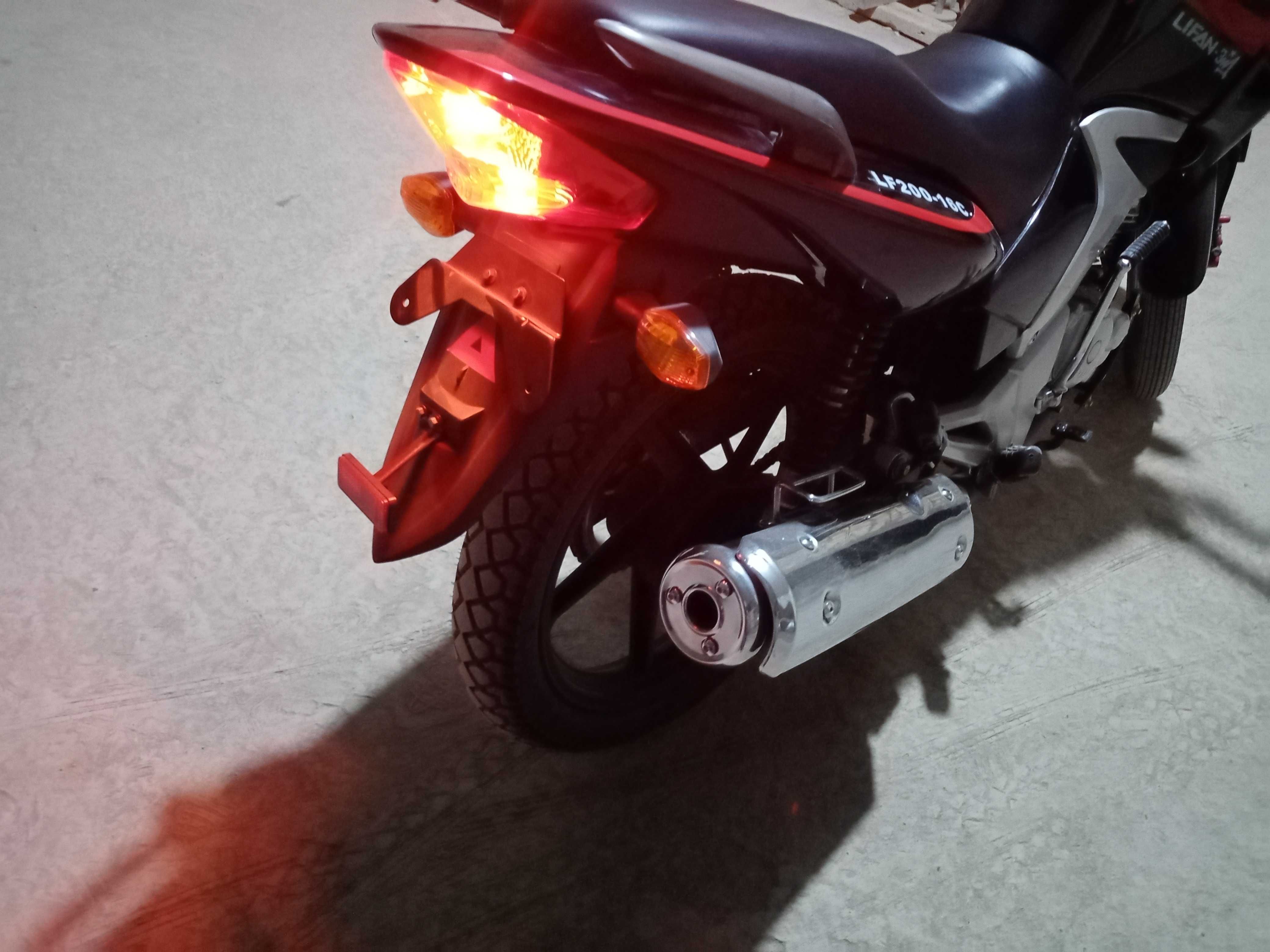 Lifan LF 200 16-C Apache sotilati.