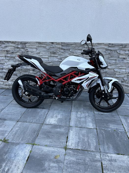 Benelli BN 125,2023-3.400km Impecabil