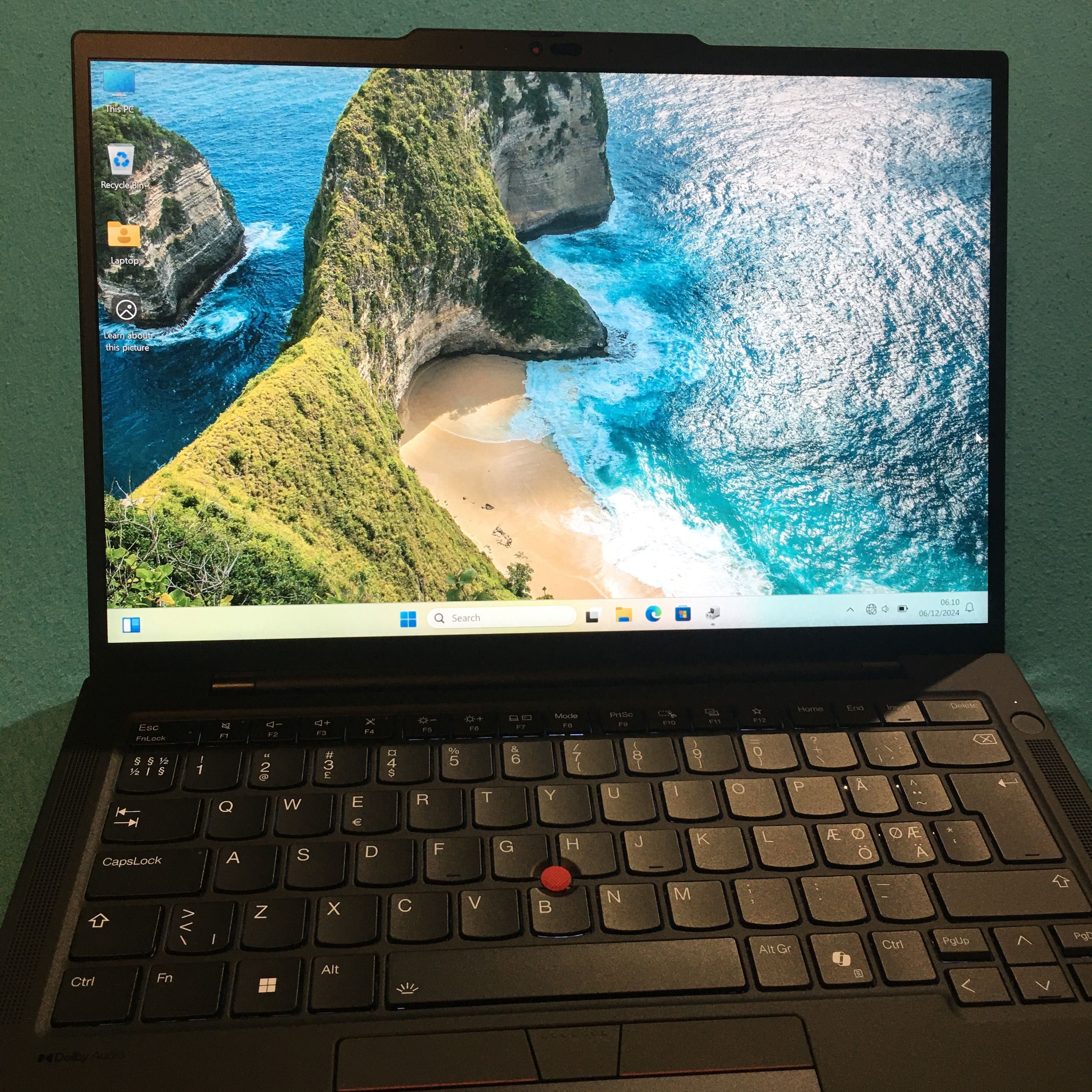 Lenovo ThinkPad T14s Gen5 14”IPS 400nits, cpu: Ultra 5, 4G, 16/256 НОВ