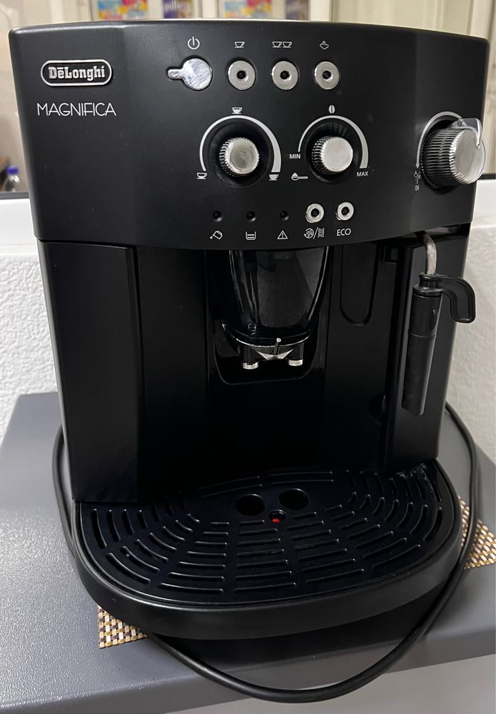 Кафемашина De’Longhi Caffe Magnifica
