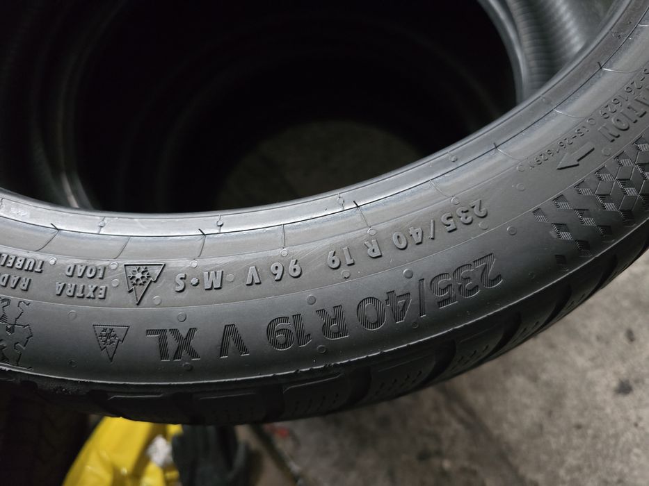 Continental 235/40 R19 96V MS iarnă