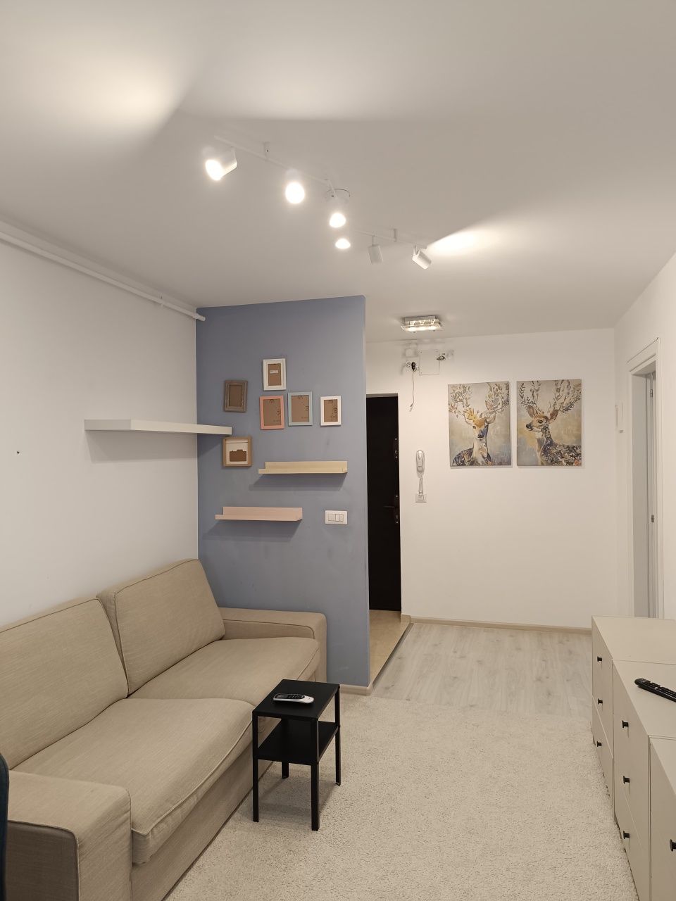 Proprietar Închiriez apartament 3 camere 6 minute metrou