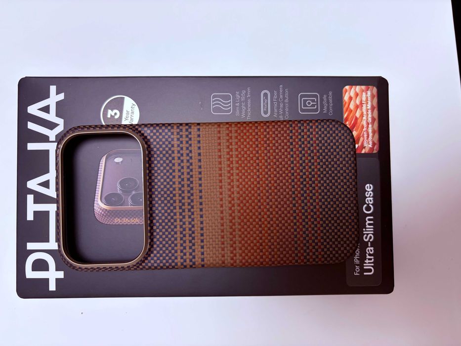 Carcasa Pitaka Aramid UltraGuard Moonrise compatibila cu iPhone 17 Pro
