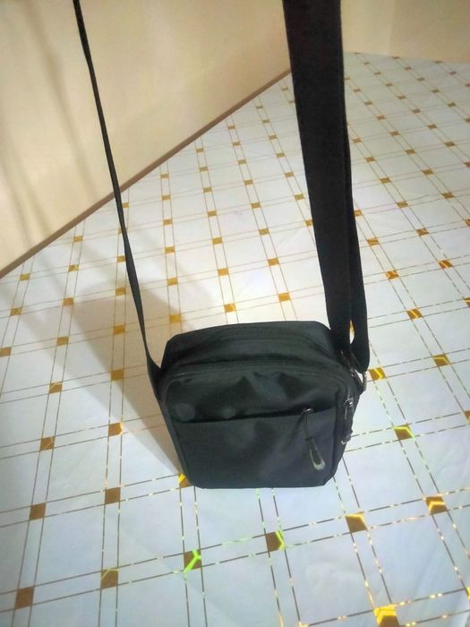 Барсетка через плечо новая