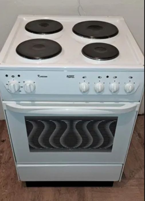 Продам эл/плиту