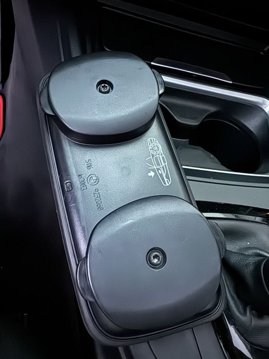 Vand capac suport pahare bmw f30 seria 3  seria 4 f31 f32 f34