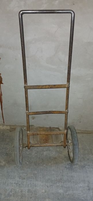 Таёр Тележка юриди