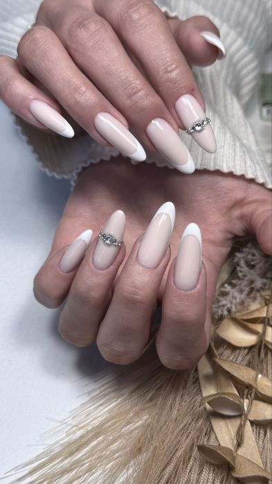 Акция! Наращивание ногтей с дизайном - 7000