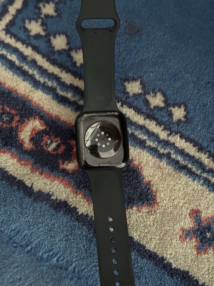 Продам Apple Watch 7 45 mm