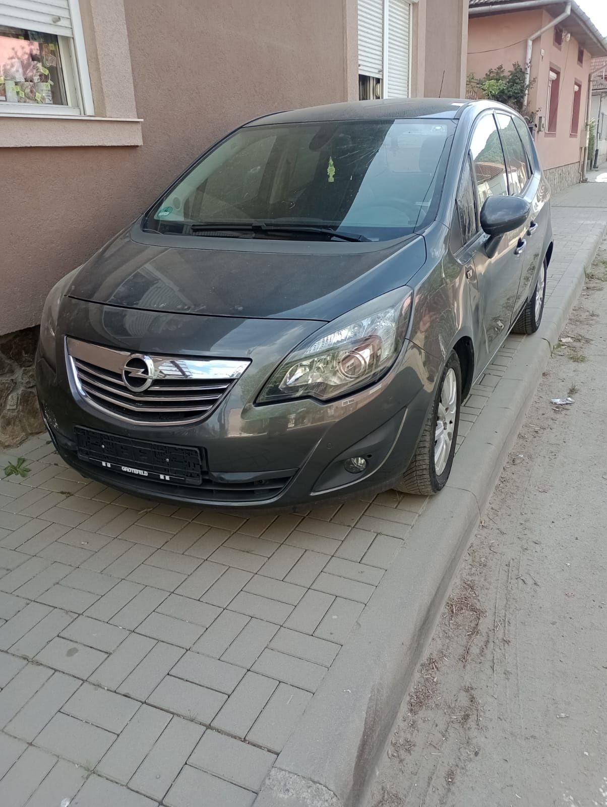 Dezmembrez sau vând Opel meriva b fabricație 2012