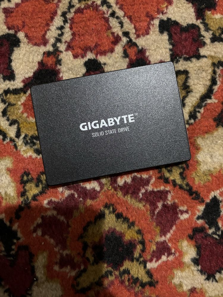 gigabyte ssd 240gb
