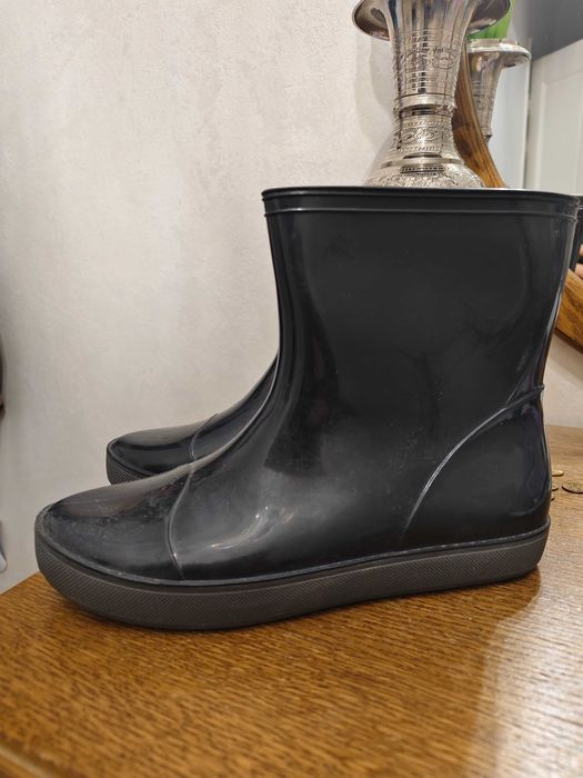 Резиновые сапожки