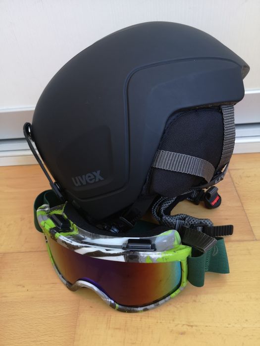 Casca noua protectie ski snowboard Uvex cu ochelari