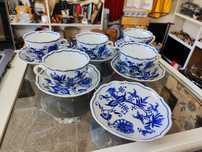 Сервиз за кафе порцелан original zwiebelmuster
