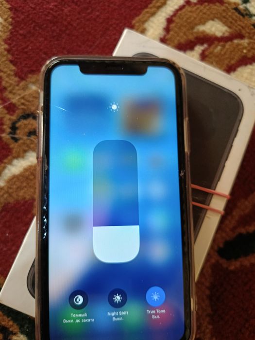 IPhone 11. 128 xotira karobka bor abmen uylab kuramiz